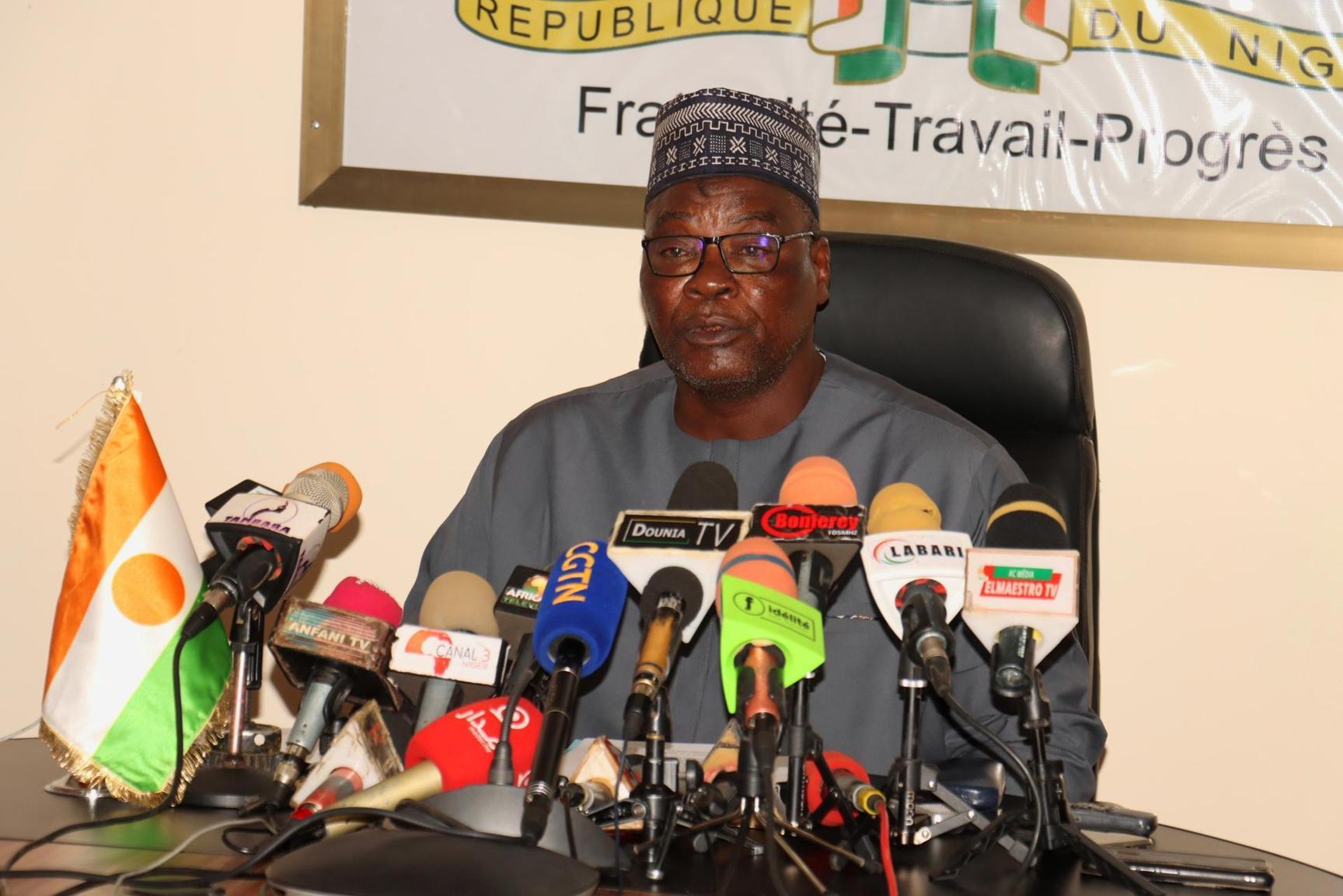 Affaires État du Niger contre UEMOA: La décision de la cour communautaire viole le principe du contradictoire dans la procedure Affaires État du Niger contre UEMOA: La décision de la cour communautaire viole le principe du contradictoire dans la procedure