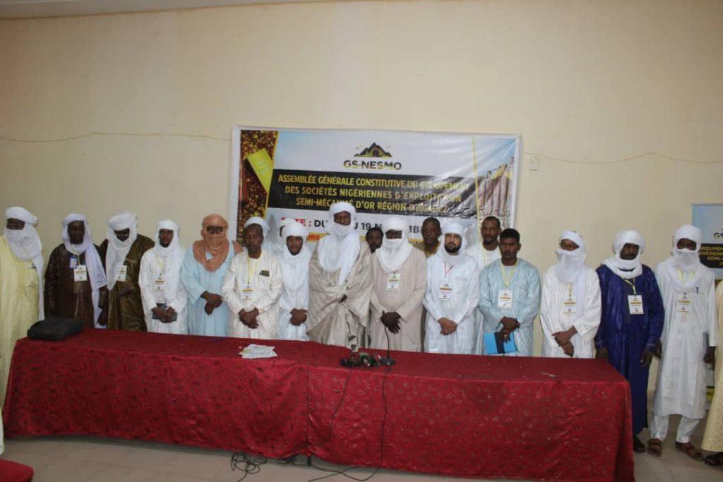 Assemblée Générale Ordinaire Constitutive du Groupement des Sociétés Semi-Mécanisées d’Or d’Agadez : Elhadj Assalih Ibrahim dit Salah Boss élu président du groupement Assemblée Générale Ordinaire Constitutive du Groupement des Sociétés Semi-Mécanisées d’Or d’Agadez : Elhadj Assalih Ibrahim dit Salah Boss élu président du groupement