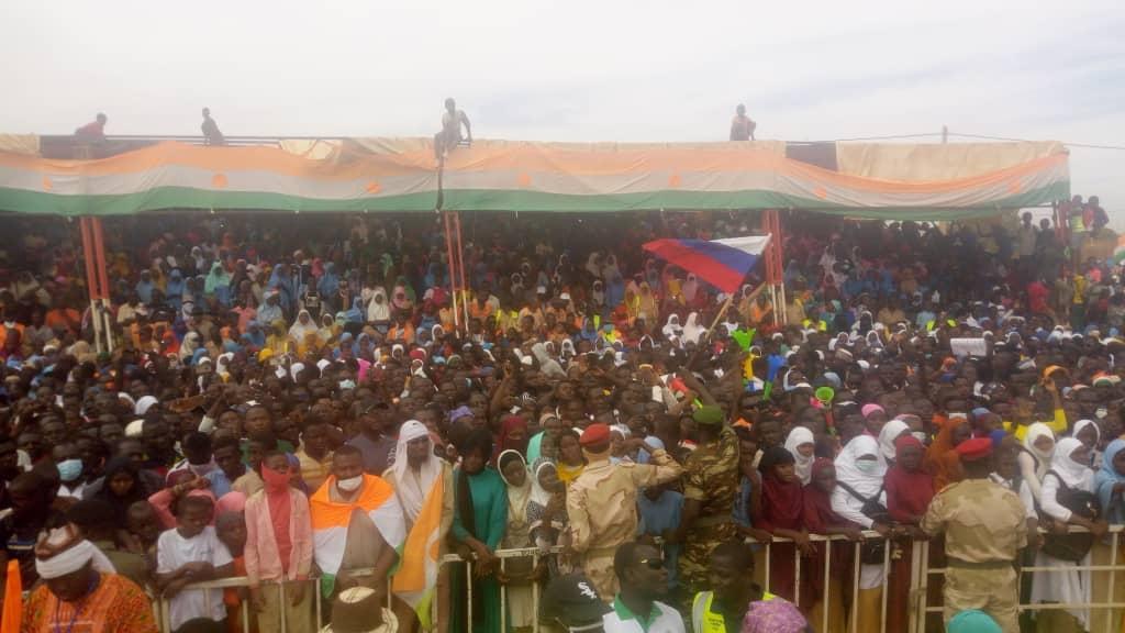Tenue ce samedi à Niamey d'une marche suivie de meeting pour exiger la levée des sanctions imposées au Niger par la CEDEAO Tenue ce samedi à Niamey d'une marche suivie de meeting pour exiger la levée des sanctions imposées au Niger par la CEDEAO
