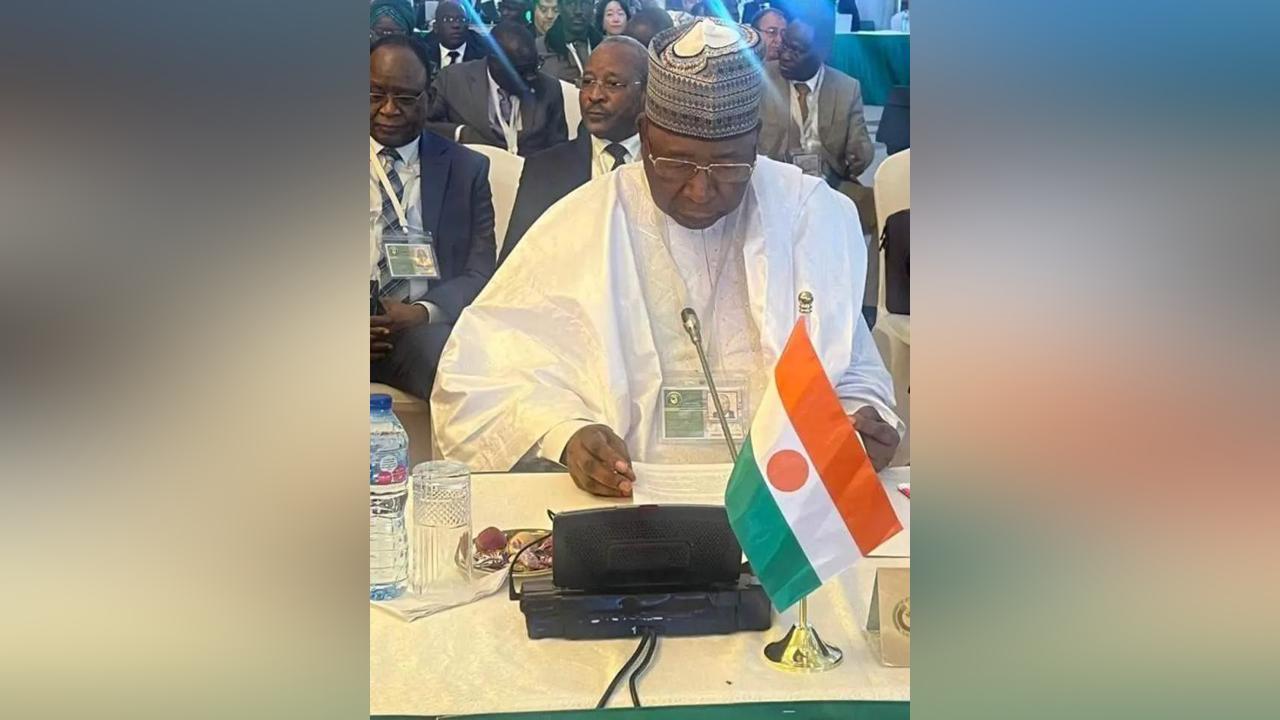 Sommet de la Cédéao : le Niger était représenté par d’anciens dignitaires du Président Bazoum Sommet de la Cédéao : le Niger était représenté par d’anciens dignitaires du Président Bazoum