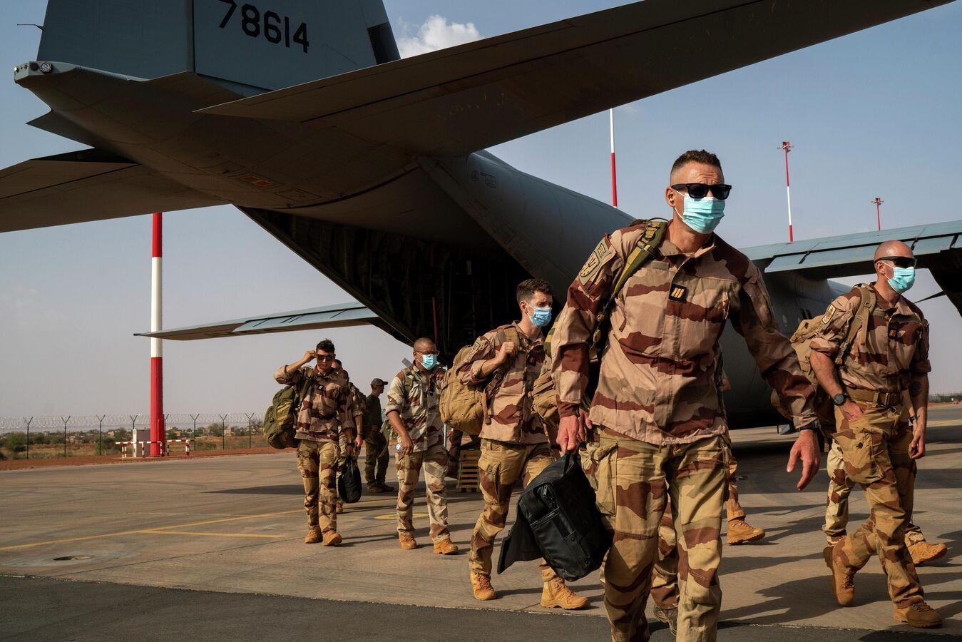 Les derniers militaires français ont quitté le Niger Les derniers militaires français ont quitté le Niger