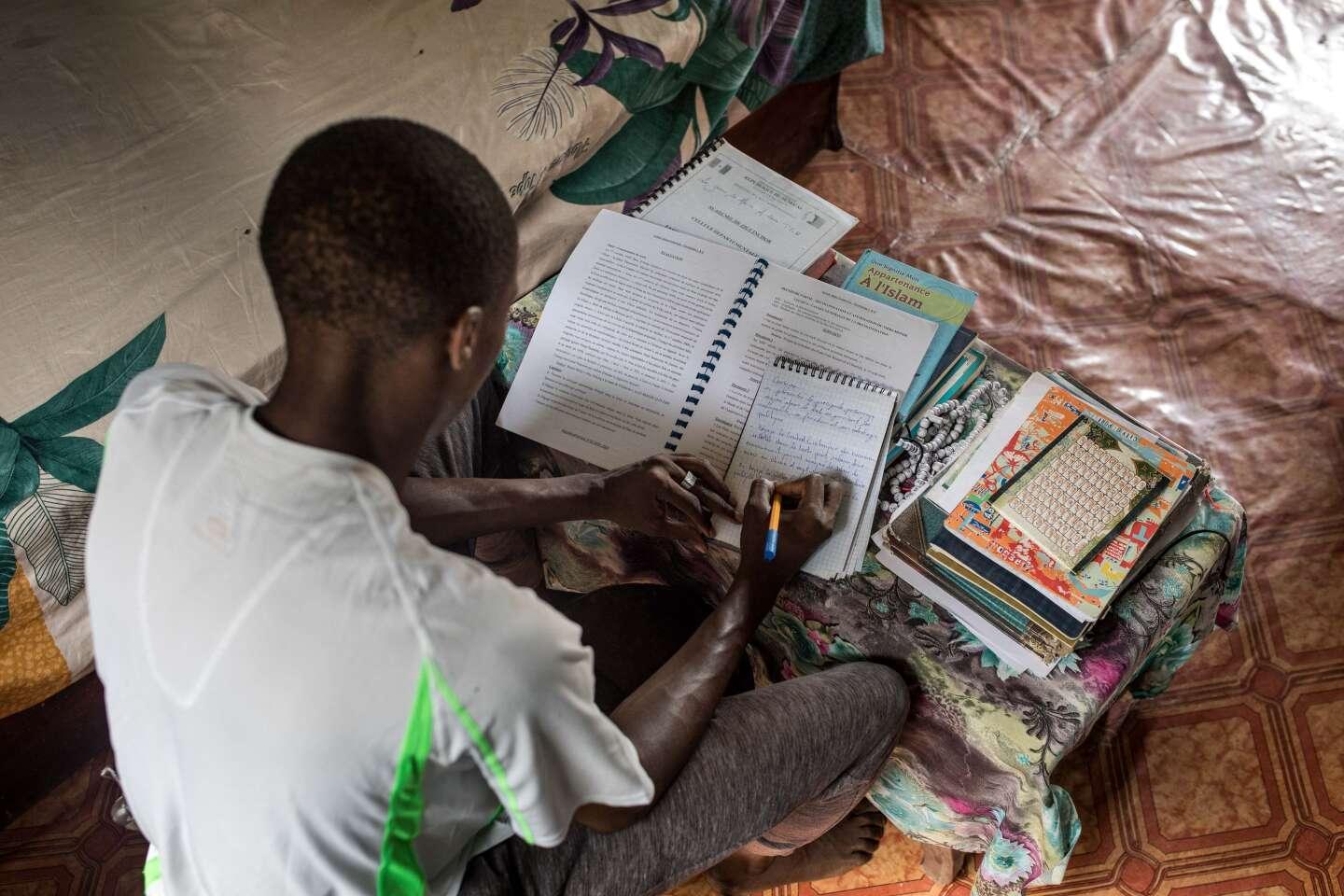 Loi « immigration » : des étudiants africains toujours plus entravés dans leur mobilité Loi « immigration » : des étudiants africains toujours plus entravés dans leur mobilité