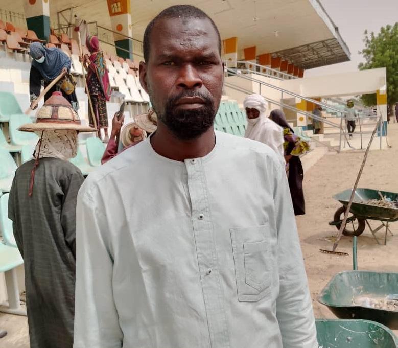 Diffa : « Nous sommes déterminés à accompagner la Commune Urbaine à travers des opérations de salubrité chaque semaine », déclare Elhadj Katchala Gremah SG COSNA Diffa : « Nous sommes déterminés à accompagner la Commune Urbaine à travers des opérations de salubrité chaque semaine », déclare Elhadj Katchala Gremah SG COSNA