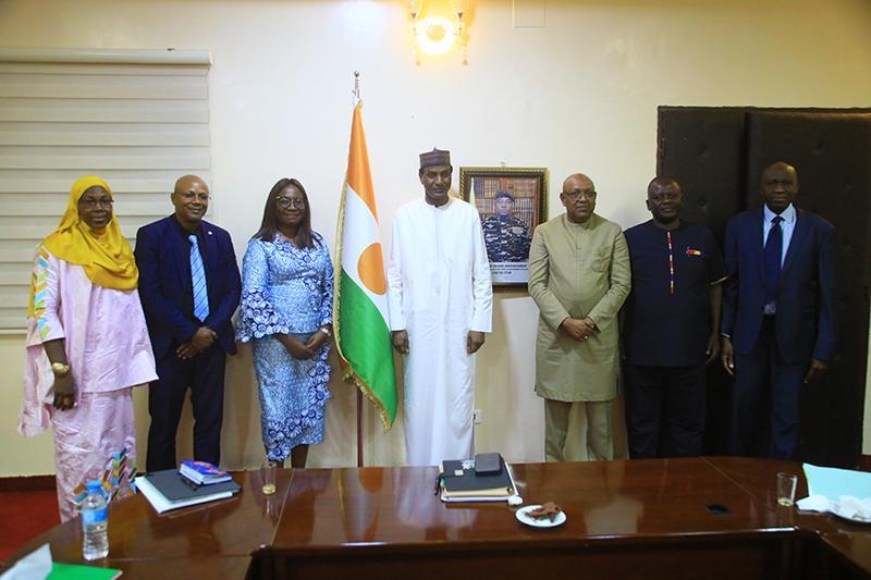 Au cabinet du Premier ministre : La Vice-présidente régionale de la BAD félicite les autorités pour la résilience de l’économie et des populations nigériennes Au cabinet du Premier ministre : La Vice-présidente régionale de la BAD félicite les autorités pour la résilience de l’économie et des populations nigériennes