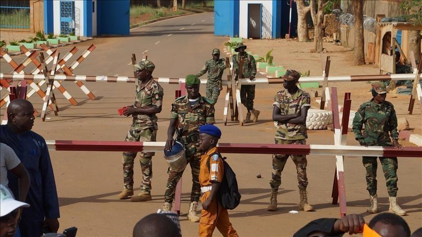 Les tensions continuent de monter entre le Niger et le Bénin à propos de la fermeture des frontières terrestres Les tensions continuent de monter entre le Niger et le Bénin à propos de la fermeture des frontières terrestres
