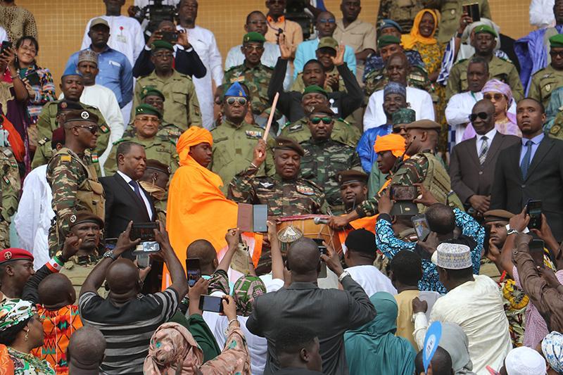 Lancement de la Semaine Culturelle ‘‘Al’Ada’’ : Le Niger célèbre sa diversité culturelle et l’An 1 de l’avènement du CNSP au pouvoir Lancement de la Semaine Culturelle ‘‘Al’Ada’’ : Le Niger célèbre sa diversité culturelle et l’An 1 de l’avènement du CNSP au pouvoir