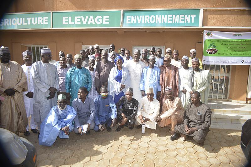 2é Assemblée Générale de l’Association Nigérienne des Importateurs et Distributeurs des Engrais (ANIDE) : Bilan des activités 2024 et renouvèlement des structures dirigeantes de l’Association 2é Assemblée Générale de l’Association Nigérienne des Importateurs et Distributeurs des Engrais (ANIDE) : Bilan des activités 2024 et renouvèlement des structures dirigeantes de l’Association