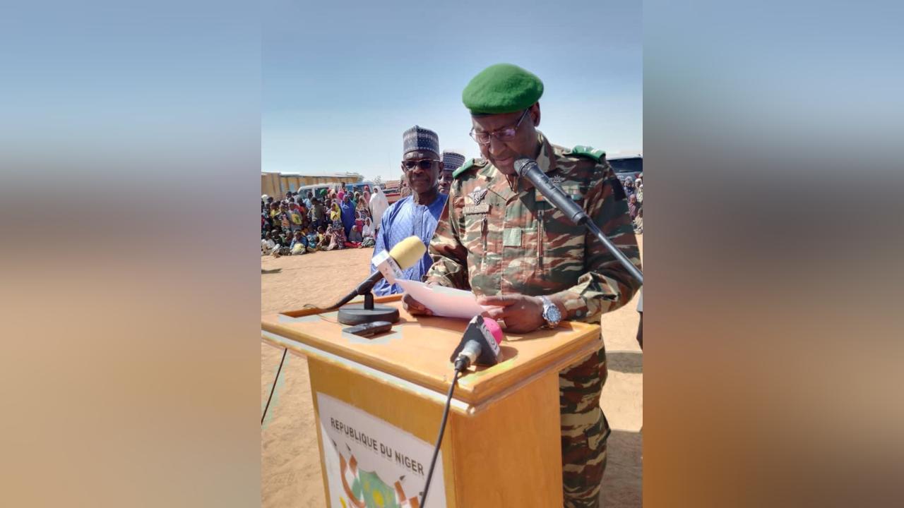 Diffa/Education : Le Gouverneur de la région réceptionne des ...