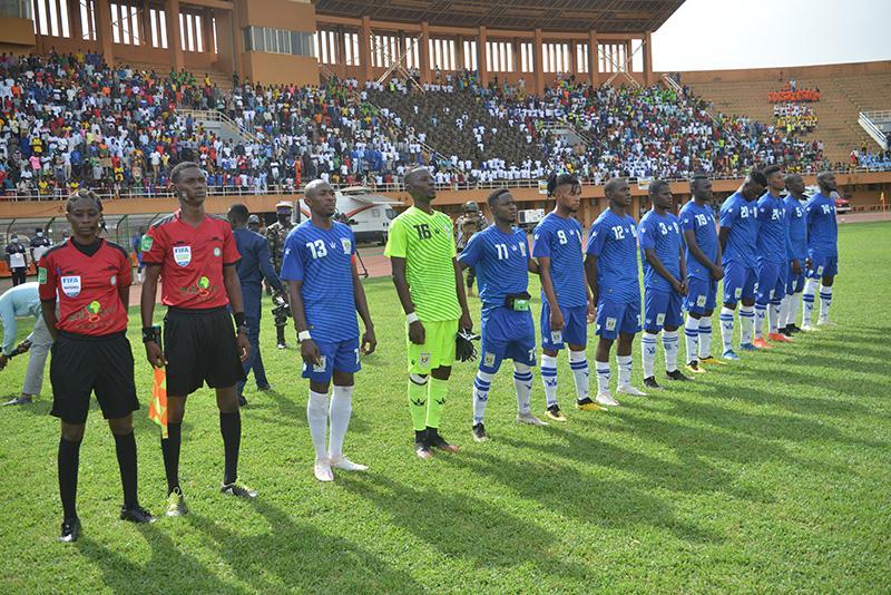 La vie des clubs de football au Niger : Entre défis financiers et nécessité de réorganisation La vie des clubs de football au Niger : Entre défis financiers et nécessité de réorganisation