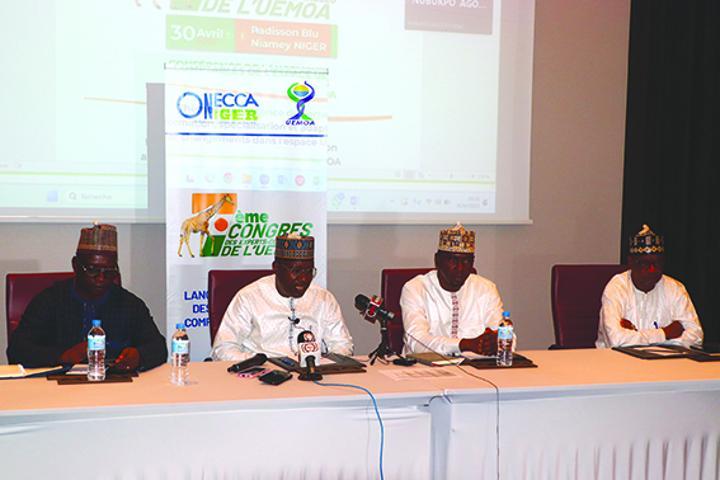 Conférence de Presse de l’Ordre des Experts-Comptables et Comptables Agréés du Niger (ONECCA) : Annoncer les couleurs du 7è congrès des experts-comptables de l’UEMOA Conférence de Presse de l’Ordre des Experts-Comptables et Comptables Agréés du Niger (ONECCA) : Annoncer les couleurs du 7è congrès des experts-comptables de l’UEMOA
