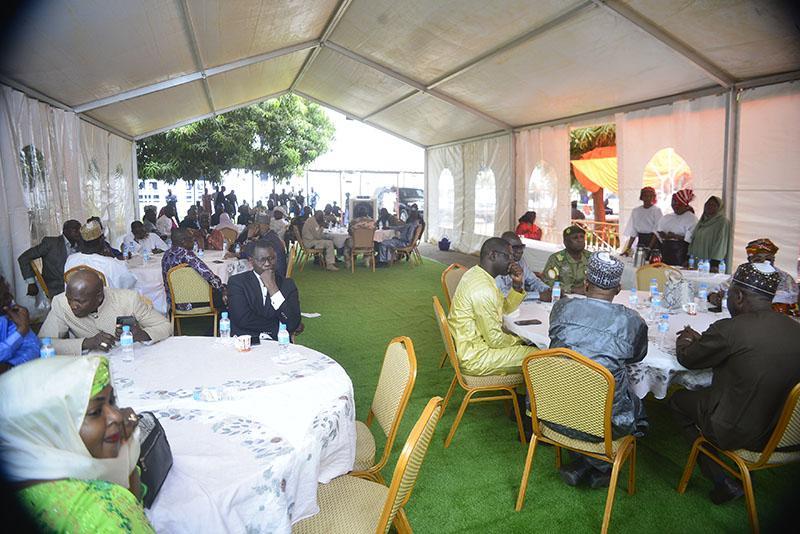 Célébration de la fête du 1er mai par le personnel de la Présidence de la République : Renforcer la cohésion entre les agents et réfléchir à l’amélioration des conditions de vie et de travail Célébration de la fête du 1er mai par le personnel de la Présidence de la République : Renforcer la cohésion entre les agents et réfléchir à l’amélioration des conditions de vie et de travail
