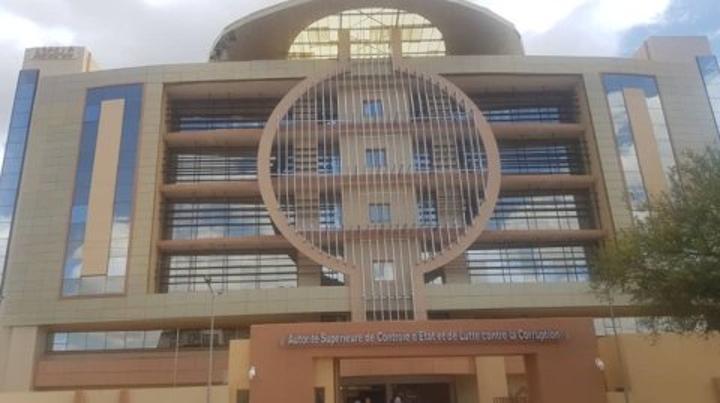 Un ancien ministre dans le collimateur de l'ASCE-LC pour « corruption, blanchiment et financement occulte » Un ancien ministre dans le collimateur de l'ASCE-LC pour « corruption, blanchiment et financement occulte »