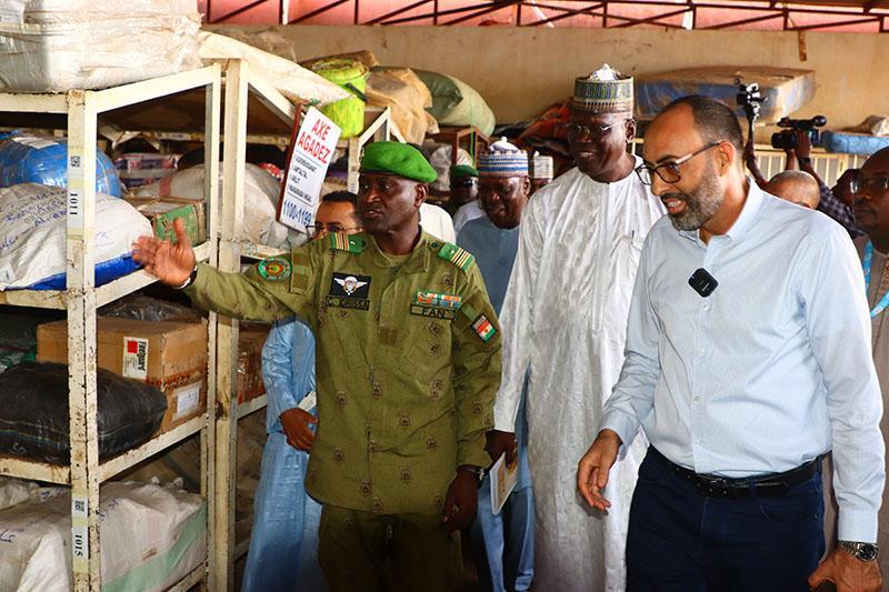 Poursuite de la visite du Directeur Général de l’ARCEP au niveau des sociétés de transports : Le Colonel-major Idrissa Chaibou salue le travail abattu par les compagnies Poursuite de la visite du Directeur Général de l’ARCEP au niveau des sociétés de transports : Le Colonel-major Idrissa Chaibou salue le travail abattu par les compagnies