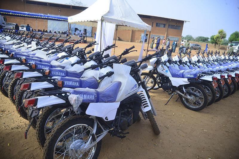 Réception de matériel roulant au Ministère de la Santé : L’UNICEF offre 551 motos d’une valeur de 640 millions de FCFA grâce aux financements de l’Alliance GAVI et BMZ Réception de matériel roulant au Ministère de la Santé : L’UNICEF offre 551 motos d’une valeur de 640 millions de FCFA grâce aux financements de l’Alliance GAVI et BMZ
