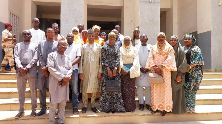 Droits de l’Homme: Une quinzaine de journalistes visitent les locaux du Tribunal de Grande Instance de Niamey Droits de l’Homme: Une quinzaine de journalistes visitent les locaux du Tribunal de Grande Instance de Niamey