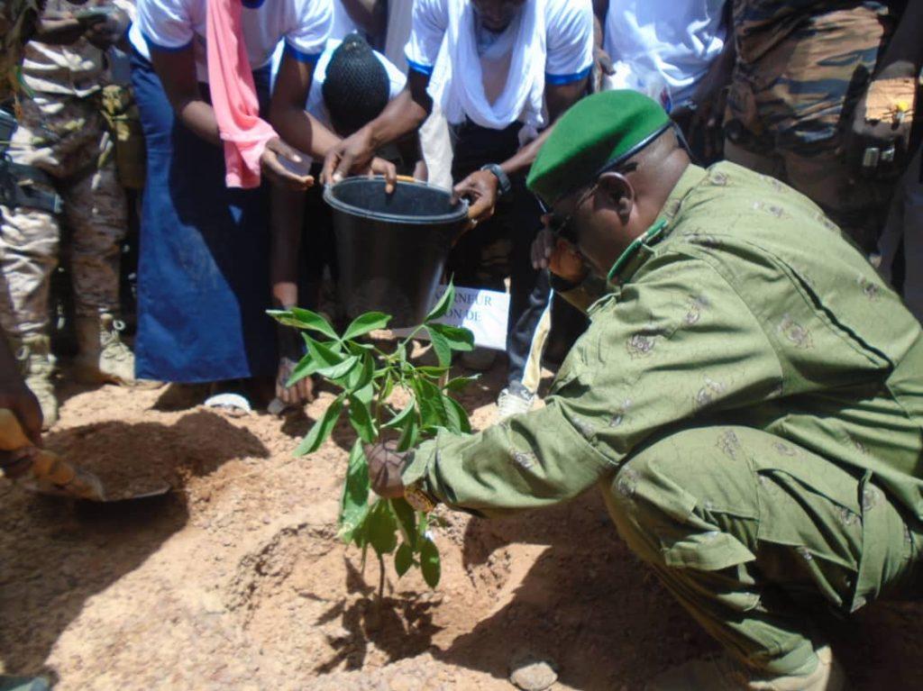 Célébration de la Journée Nationale de l’Arbre dans la région de Dosso : Le site retenu porte le nom d’Aboulhassane Boubacar, résistant anticolonial Célébration de la Journée Nationale de l’Arbre dans la région de Dosso : Le site retenu porte le nom d’Aboulhassane Boubacar, résistant anticolonial