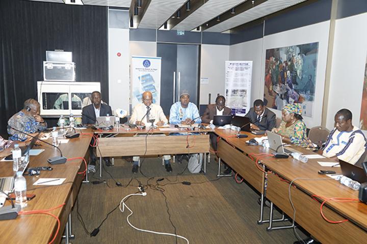 Session Extraordinaire du Conseil des Ministres de l'ABN Session Extraordinaire du Conseil des Ministres de l'ABN