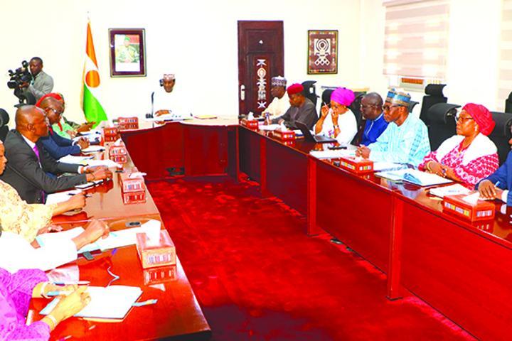 Soutien du gouvernement au secteur bancaire et financier Soutien du gouvernement au secteur bancaire et financier