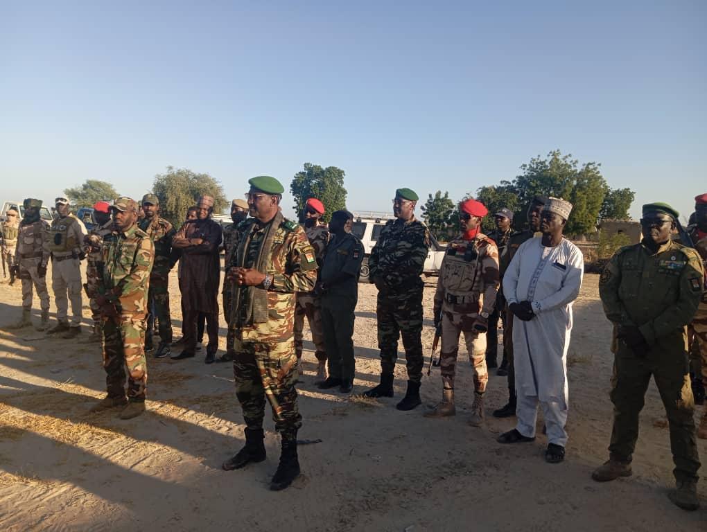 Gouverneur de Diffa Soutient Forces de Sécurité à Bosso Gouverneur de Diffa Soutient Forces de Sécurité à Bosso