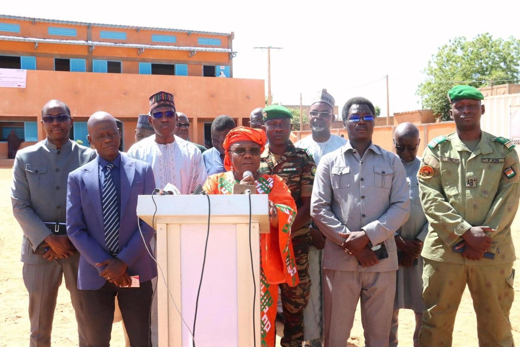 Réception d'infrastructures scolaires par l'UNICEF à Niamey Réception d'infrastructures scolaires par l'UNICEF à Niamey