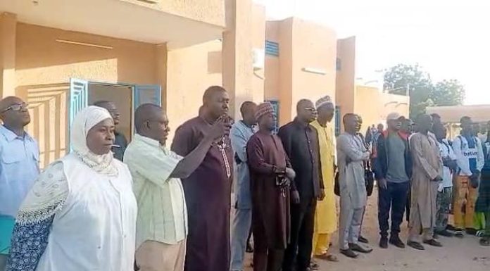 Mise en Œuvre des Instructions du Ministre de l’Éducation Mise en Œuvre des Instructions du Ministre de l'Éducation