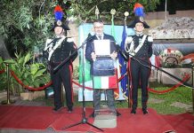 Hommage de la communauté italienne aux forces armées Hommage de la communauté italienne aux forces armées