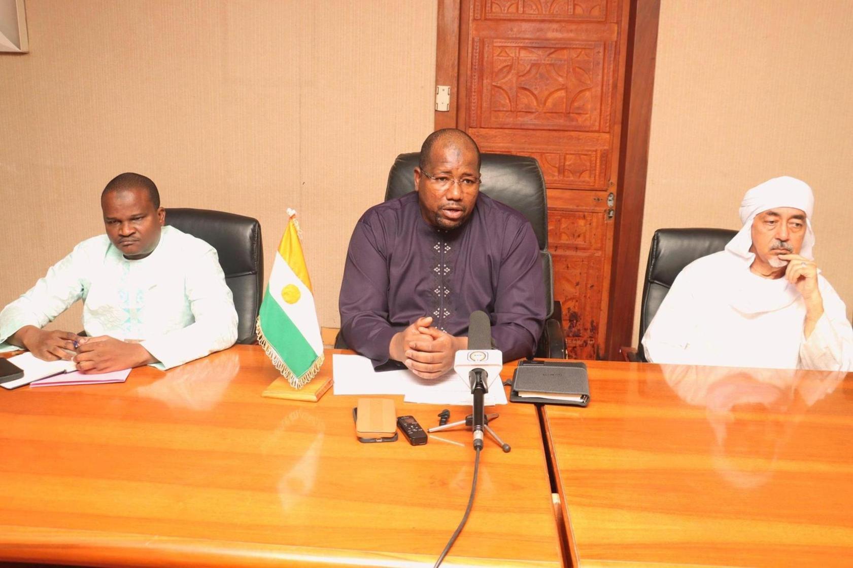 Niger Rappel du Ministre sur l'Achat de Produits Locaux Niger Rappel du Ministre sur l'Achat de Produits Locaux