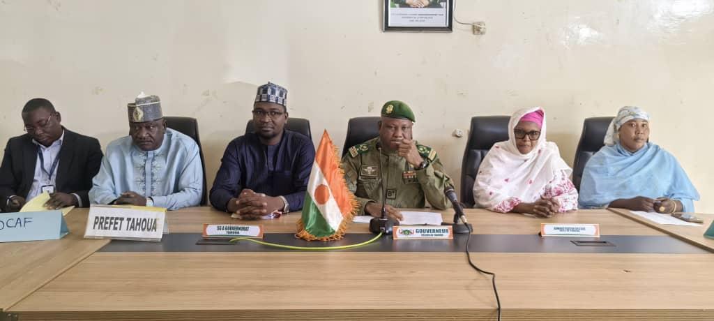 Tahoua Sensibilisation sur le Monitoring des Droits Humains Tahoua Sensibilisation sur le Monitoring des Droits Humains