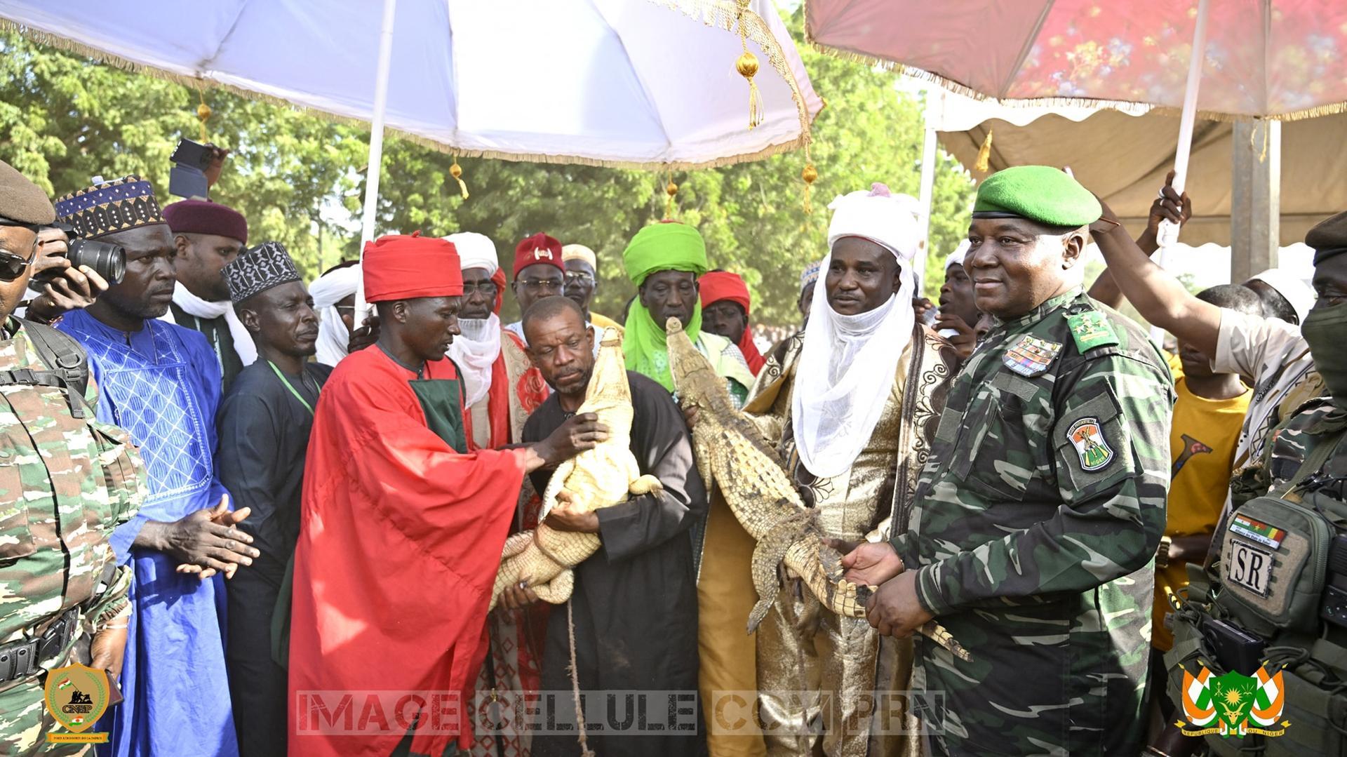 Grand Meeting du Général Tiani à Gaya pour Refondation Grand Meeting du Général Tiani à Gaya pour Refondation