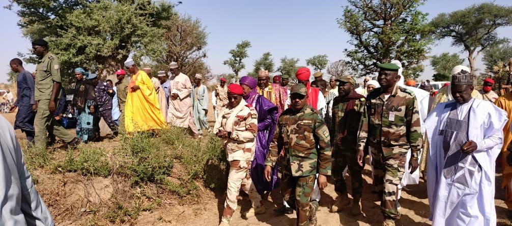 Colonel Sani Encourage Mobilisation pour Initiative Paysanne Colonel Sani Encourage Mobilisation pour Initiative Paysanne