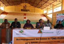 Promotion Agricole: BAGRI Fournit Kits de Semences aux Femmes Promotion Agricole: BAGRI Fournit Kits de Semences aux Femmes