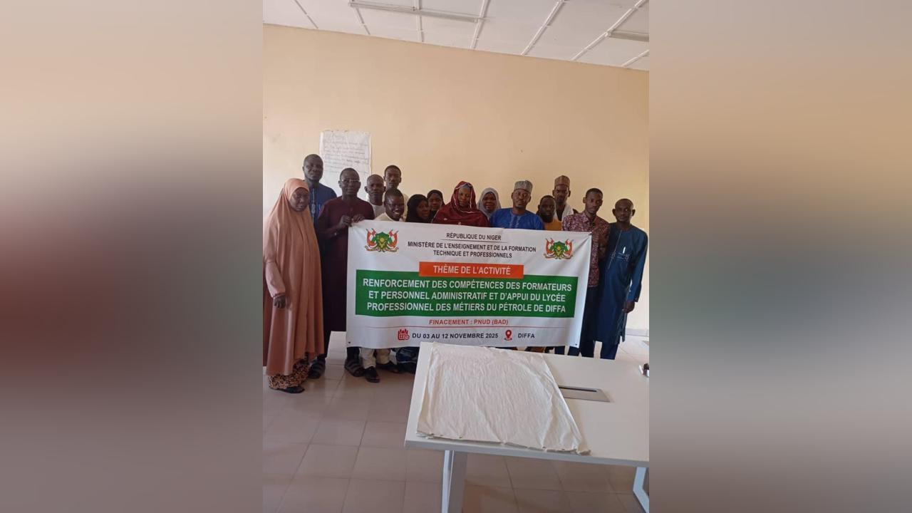 Formation du Personnel Administratif au Lycée Technologique Formation du Personnel Administratif au Lycée Technologique