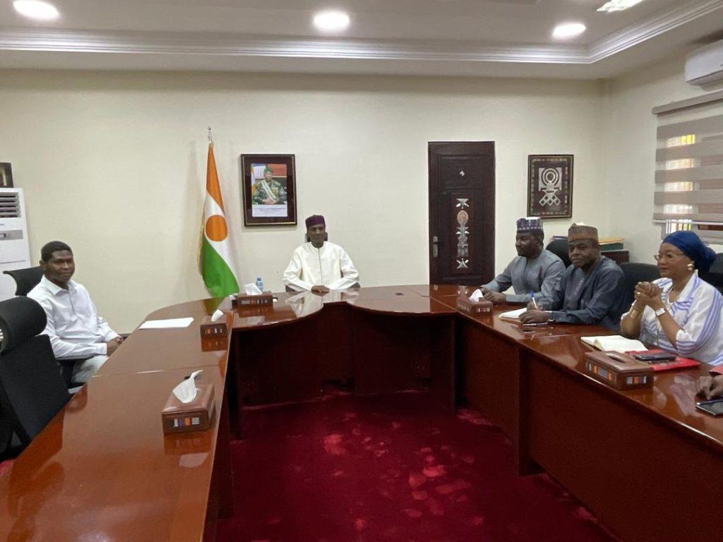 Réception de M. Kabirou Maïga au Cabinet du Premier ministre Réception de M. Kabirou Maïga au Cabinet du Premier ministre