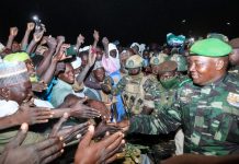 Arrivée du Chef de l’État à Zinder, Euphorie Populaire Arrivée du Chef de l'État à Zinder, Euphorie Populaire
