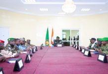 Chef Suprême des Armées Évalue Sécurité à Zinder Chef Suprême des Armées Évalue Sécurité à Zinder