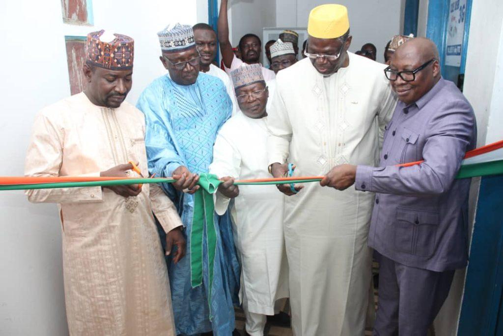 Infrastructures Numériques Au Niger: Réception Dorsale Fibre Optique Infrastructures Numériques Au Niger: Réception Dorsale Fibre Optique