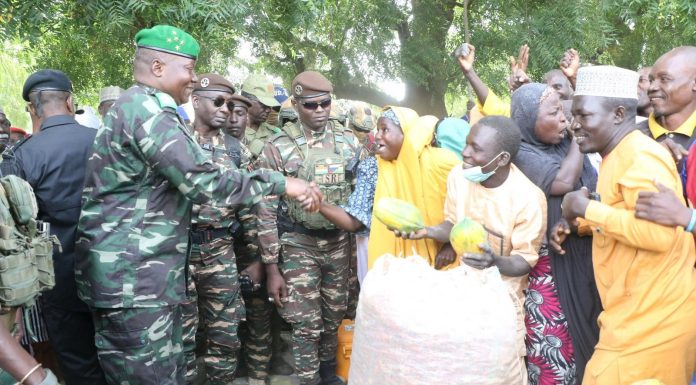 Sécurité Alimentaire: Abdourahamane Tiani à Djirataoua Sécurité Alimentaire: Abdourahamane Tiani à Djirataoua