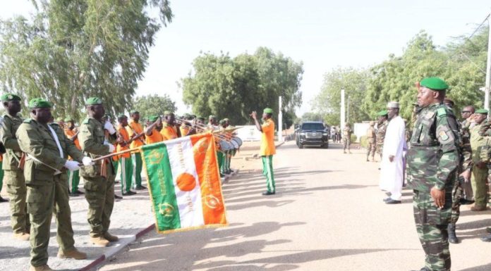 Soutien du Peuple et de l’État aux FDS Confirmé Soutien du Peuple et de l'État aux FDS Confirmé