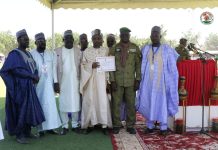 Médaille Saraounia Mangou Pour Elhadj Moussa Addo Médaille Saraounia Mangou Pour Elhadj Moussa Addo