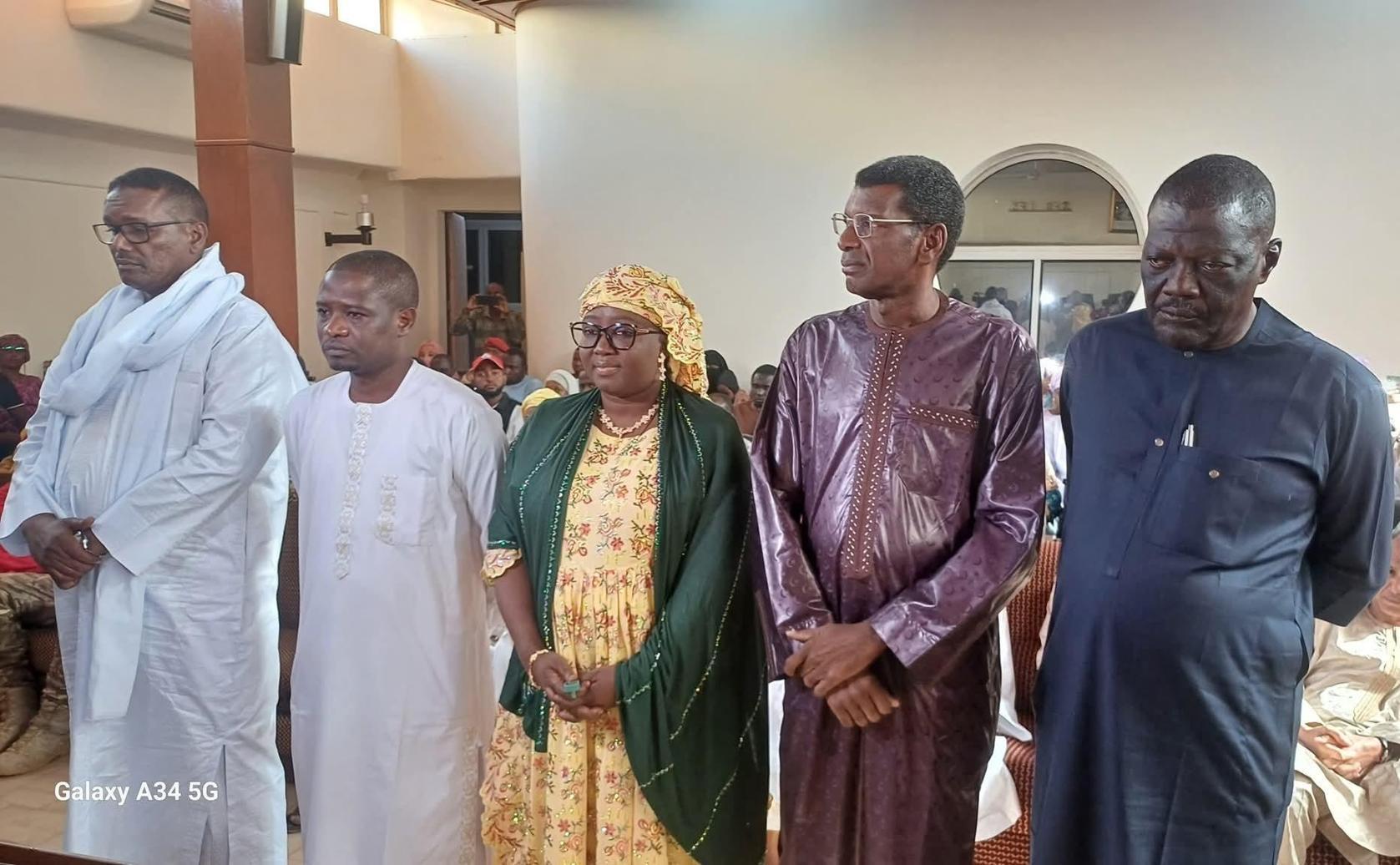 Serment des Membres de l'Observatoire de la Communication Serment des Membres de l'Observatoire de la Communication