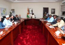 Délégation de la Société Minière de Dasa au PM Délégation de la Société Minière de Dasa au PM