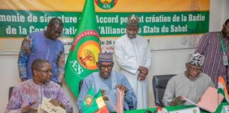 Deuxième Sommet AES À Ouagadougou Protocole de Radio Deuxième Sommet AES À Ouagadougou Protocole de Radio