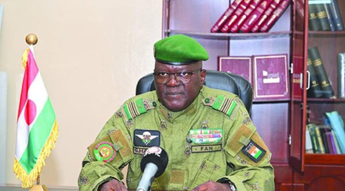 Journée Mondiale de Lutte Contre le Sida et VIH Journée Mondiale de Lutte Contre le Sida et VIH