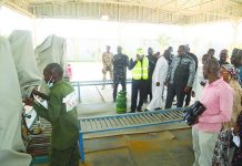 Visite du ministre du Commerce sur le gaz domestique Visite du ministre du Commerce sur le gaz domestique