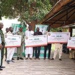 Quatre Gagnants Reçoivent Chèques TCE 2025 Quatre Gagnants Reçoivent Chèques TCE 2025