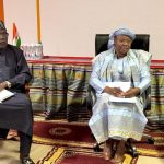 Échanges Entre Élisabeth et Directeurs Régionaux de l’Éducation Échanges Entre Élisabeth et Directeurs Régionaux de l'Éducation