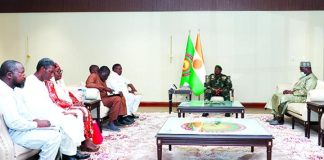 Réunion du Chef de l’État avec l’Observatoire National Réunion du Chef de l'État avec l'Observatoire National