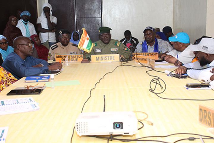 Visite du Ministre de la Santé à Niamey 4 pour Évaluation Visite du Ministre de la Santé à Niamey 4 pour Évaluation