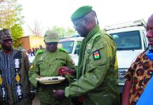 Mission du ministre de la Santé à Dosso et remise de matériel Mission du ministre de la Santé à Dosso et remise de matériel