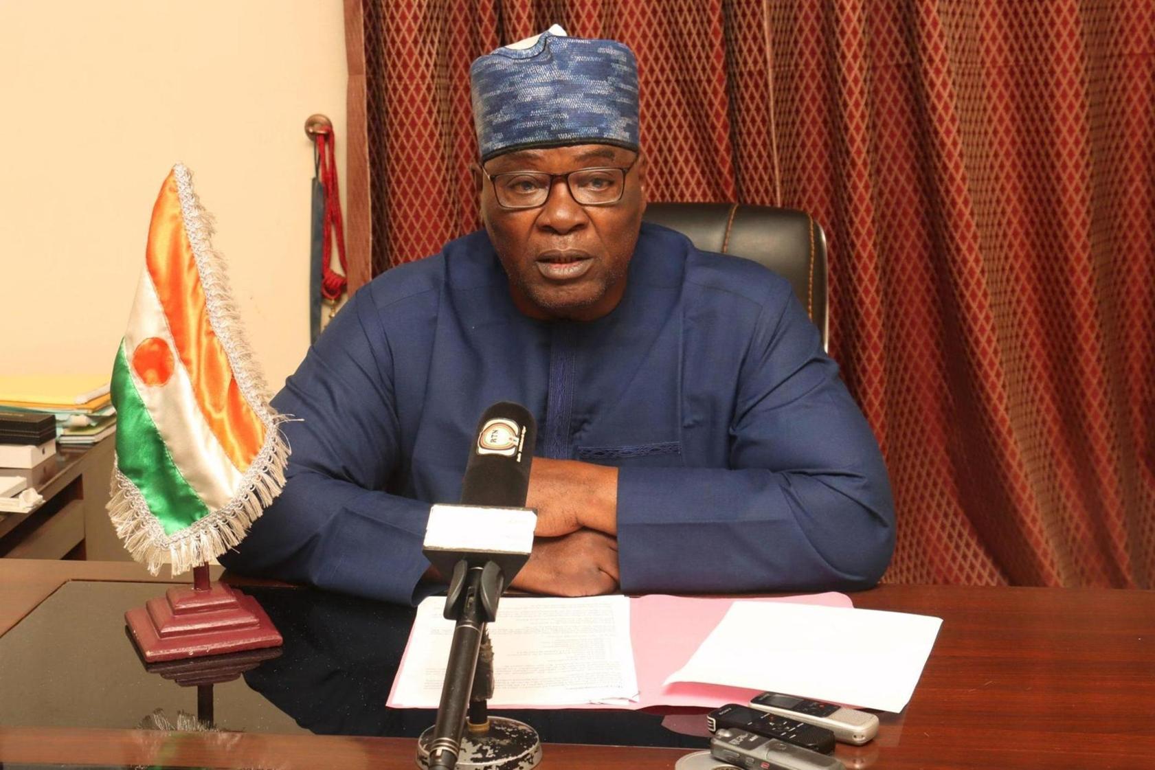 77e Anniversaire de la Déclaration des Droits de l'Homme 77e Anniversaire de la Déclaration des Droits de l'Homme